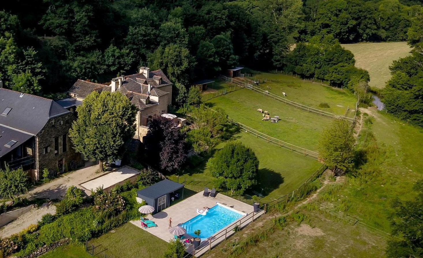 La Ferme Des Andes - Gite L'Atelier Quins Esterno foto